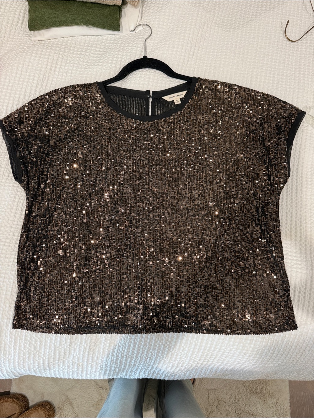 Max Studio Dark Bronze flowy Sequin Short Sleeve Tee New no tags